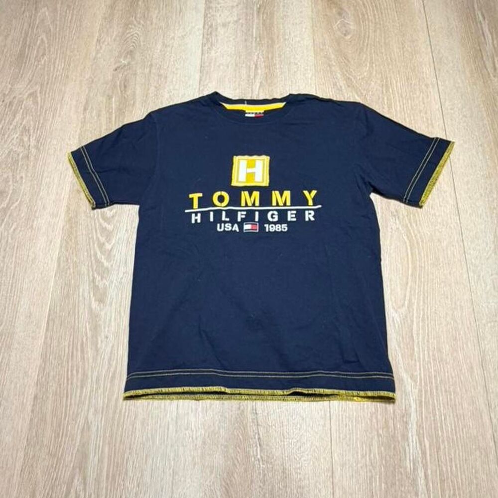 Tommy-hilfiger Women's Navy and Blue T-shirt